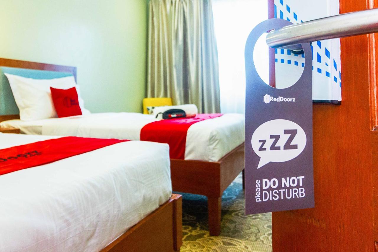 Hotel Reddoorz Premium @ Mabolo Cebu 2 Esterno foto